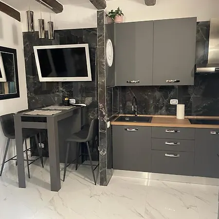 Corticella 1 Lägenhet *