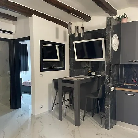 Corticella 1 Daire *